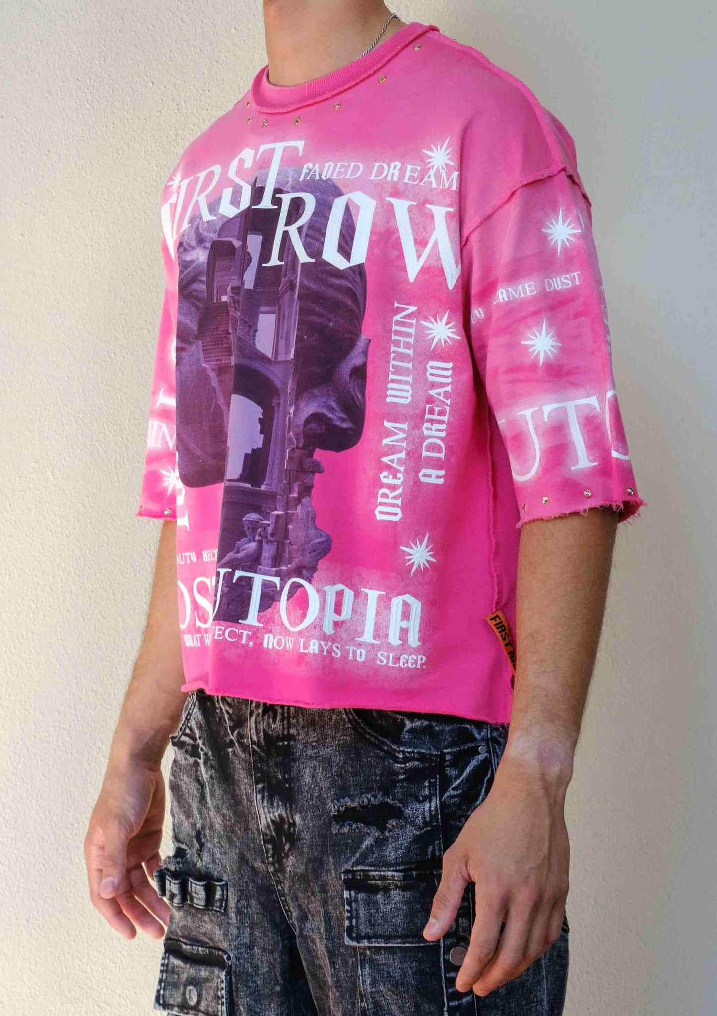 LOST UTOPIA OBLIVION CROPPED  TEE